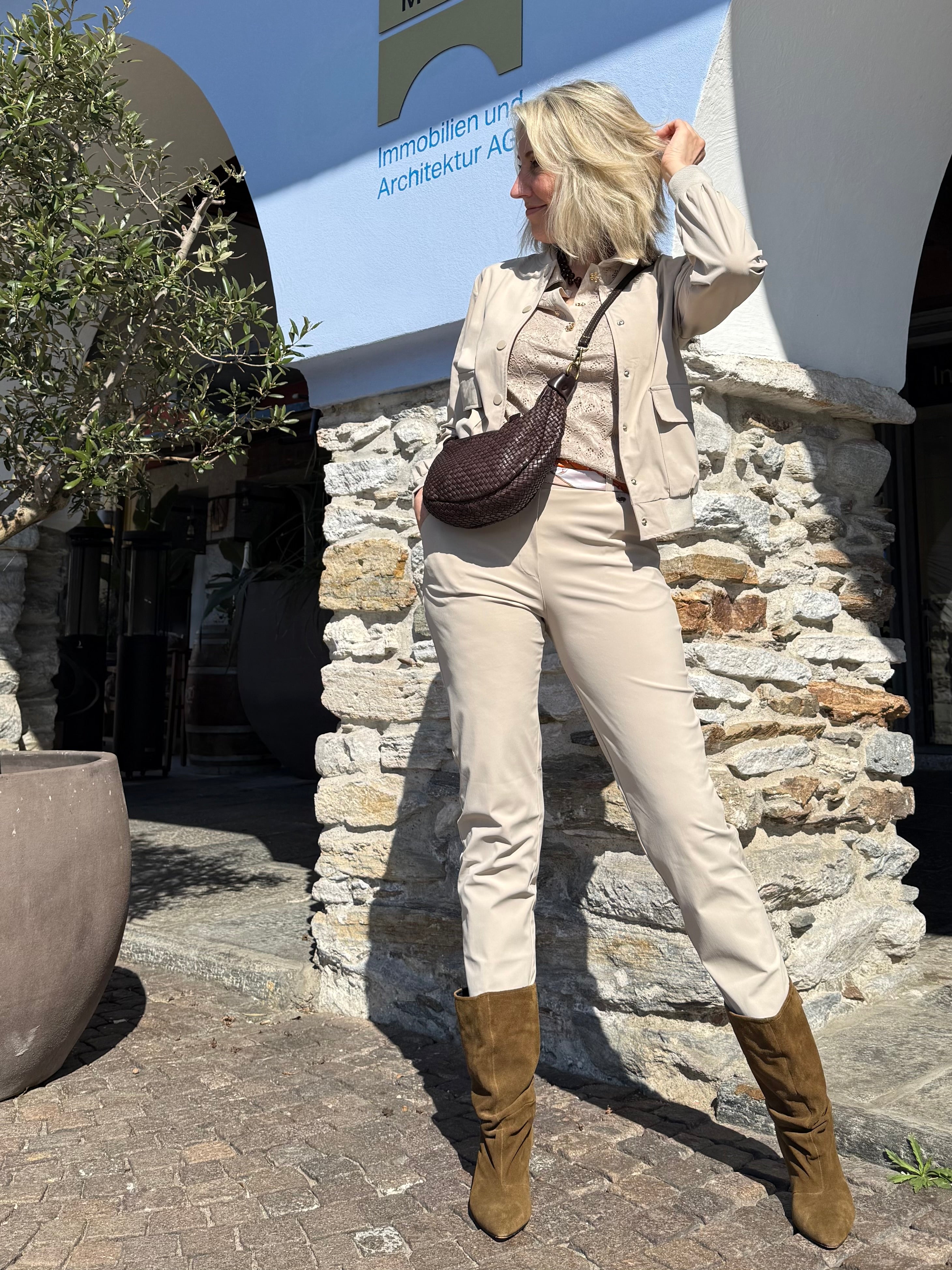 Triple Nine - Travel Top Merel Beige - 6948 top - Est Voilà