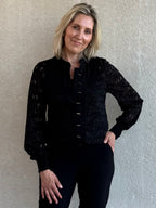 Triple Nine - Lace Blouse Mandarin Donkerbruin - 5946 Blouse - Est Voilà