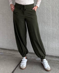 Triple Nine - Travel Broek Balloon Olijfgroen - 3004 Broek - Est Voilà