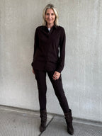 Triple Nine - Travel Blouse Mireille Donkerbruin - 4101 Blouse - Est Voilà