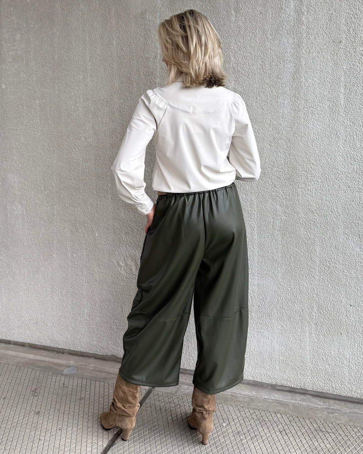 Broek Carol Culotte PU Olijfgroen - Peet kleding