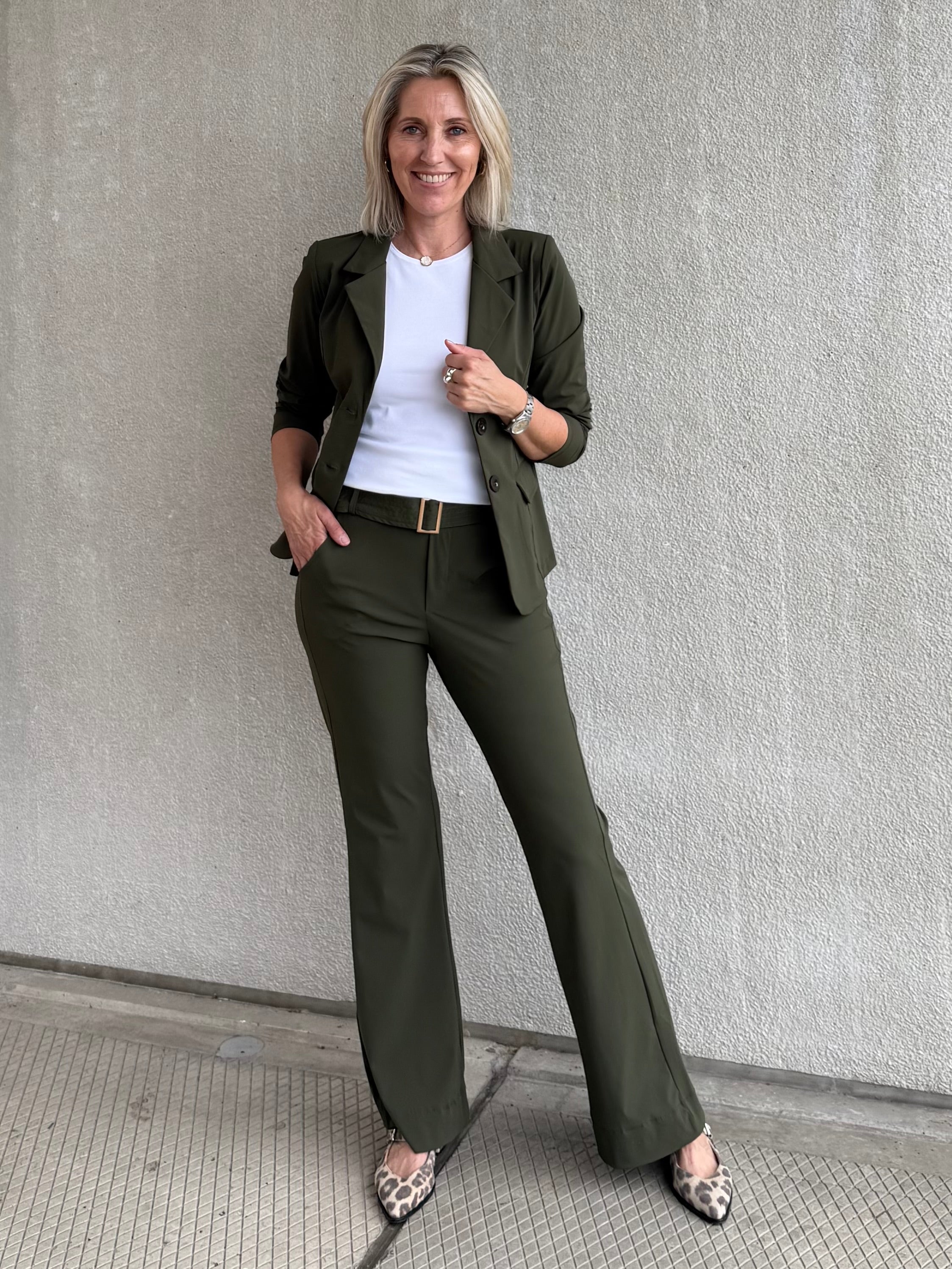 Triple Nine - Travel Broek Joy Olijfgroen - 3002 Broek - Est Voilà