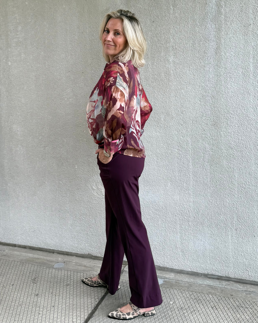 Est Voilà - Blouse Dani Aubergine Dessin