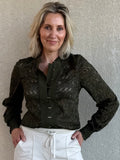 Triple Nine - Lace Blouse Mandarin Olijfgroen - 5946 Blouse - Est Voilà