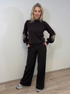 Triple Nine - Travel Trui Sophie Bruin - 9004 Trui - Est Voilà