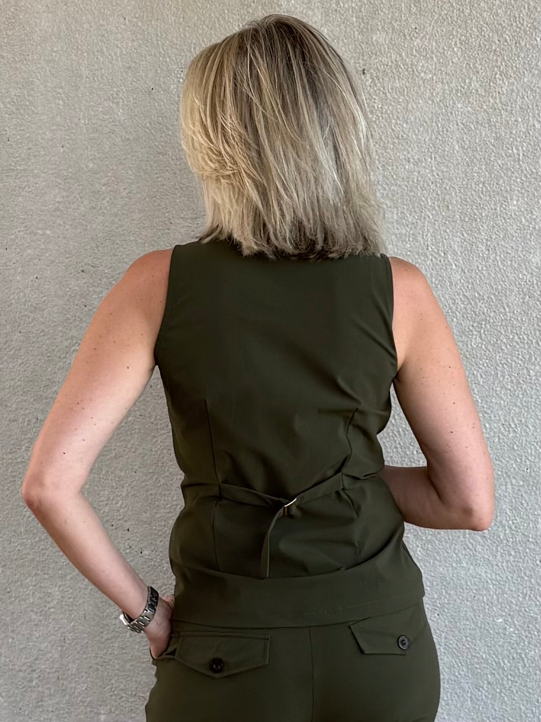 Triple Nine - Travel Gilet Maya Olijfgroen - 92417 Blazer - Est Voilà