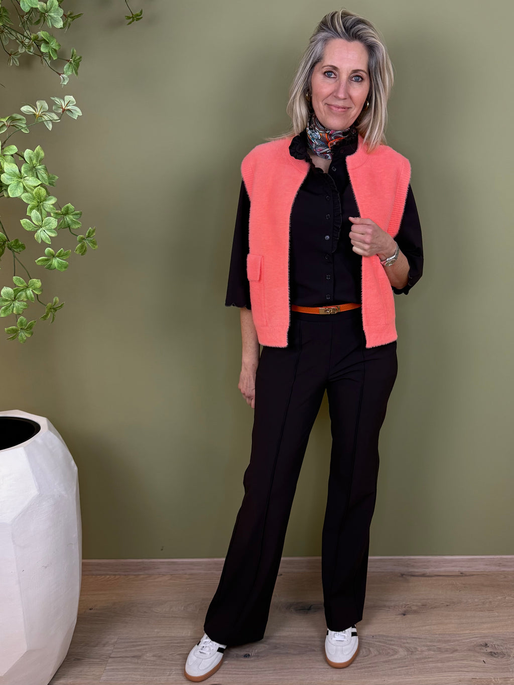 Triple Nine - Travel Blouse Chloé Donkerbruin - 5937 Blouse - Est Voilà