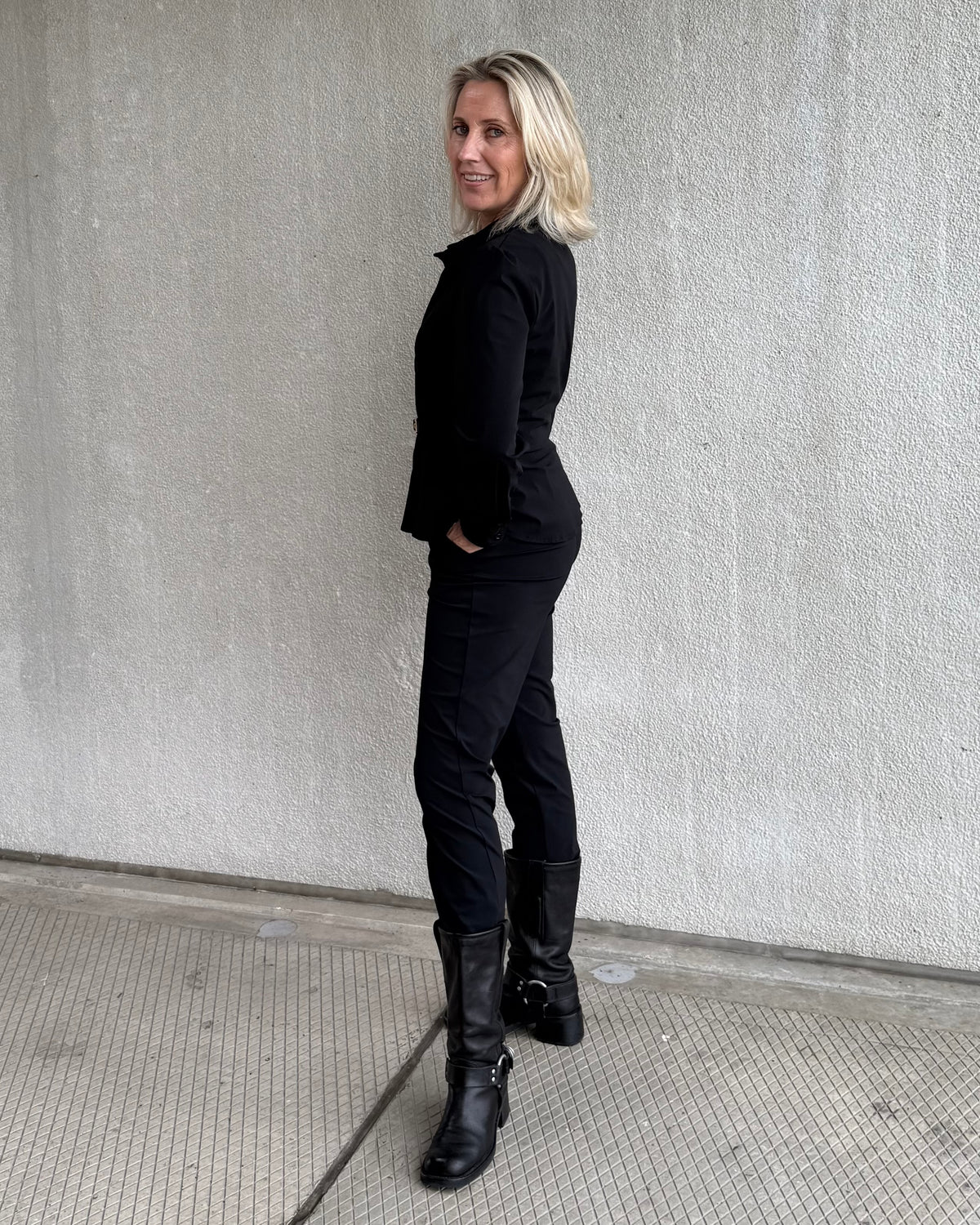 Triple Nine - Travel Blouse Simona Zwart - 5950 Blouse - Est Voilà