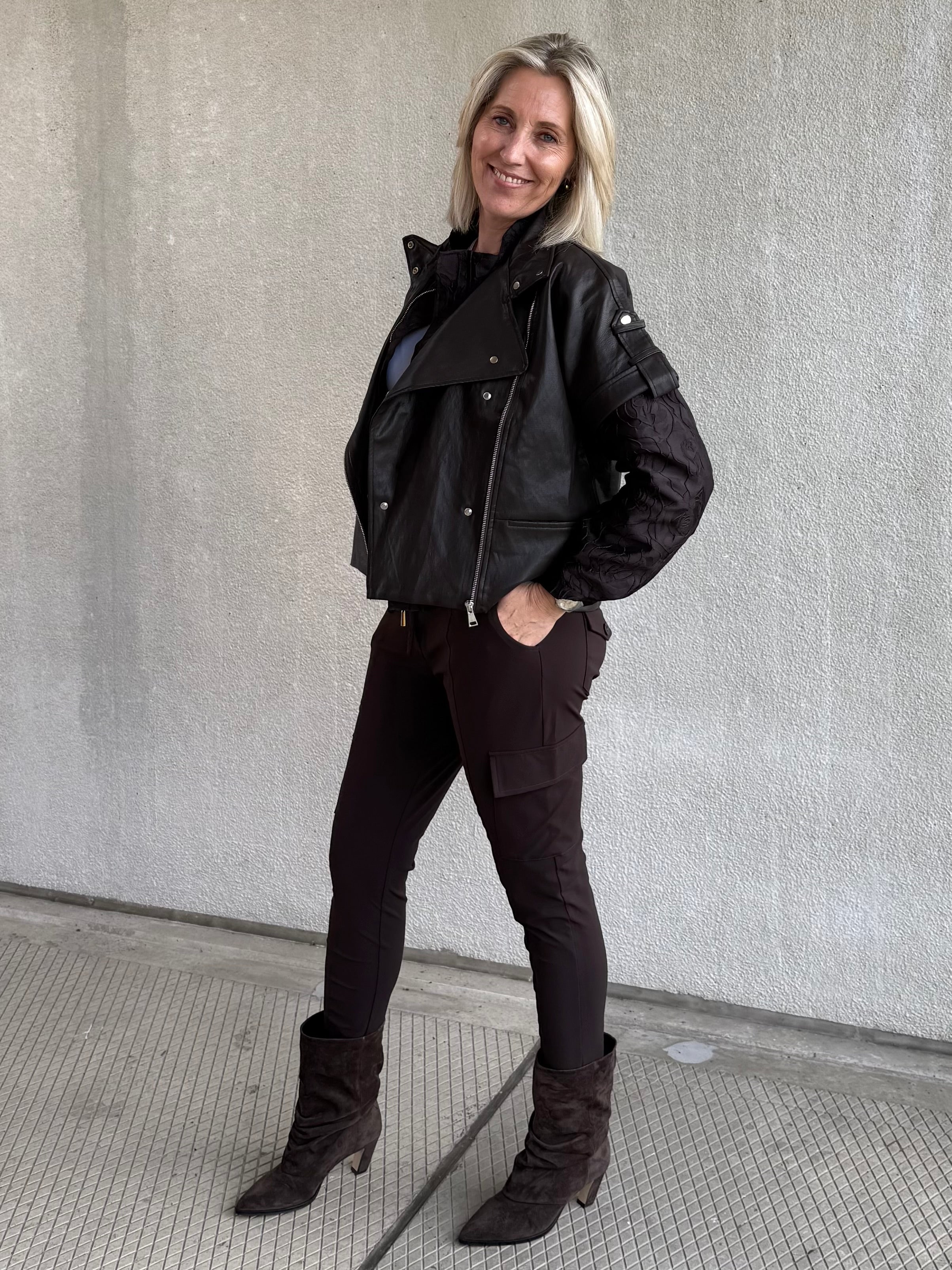 Triple Nine - Travel Broek Cargo Donkerbruin - 3001 Broek - Est Voilà