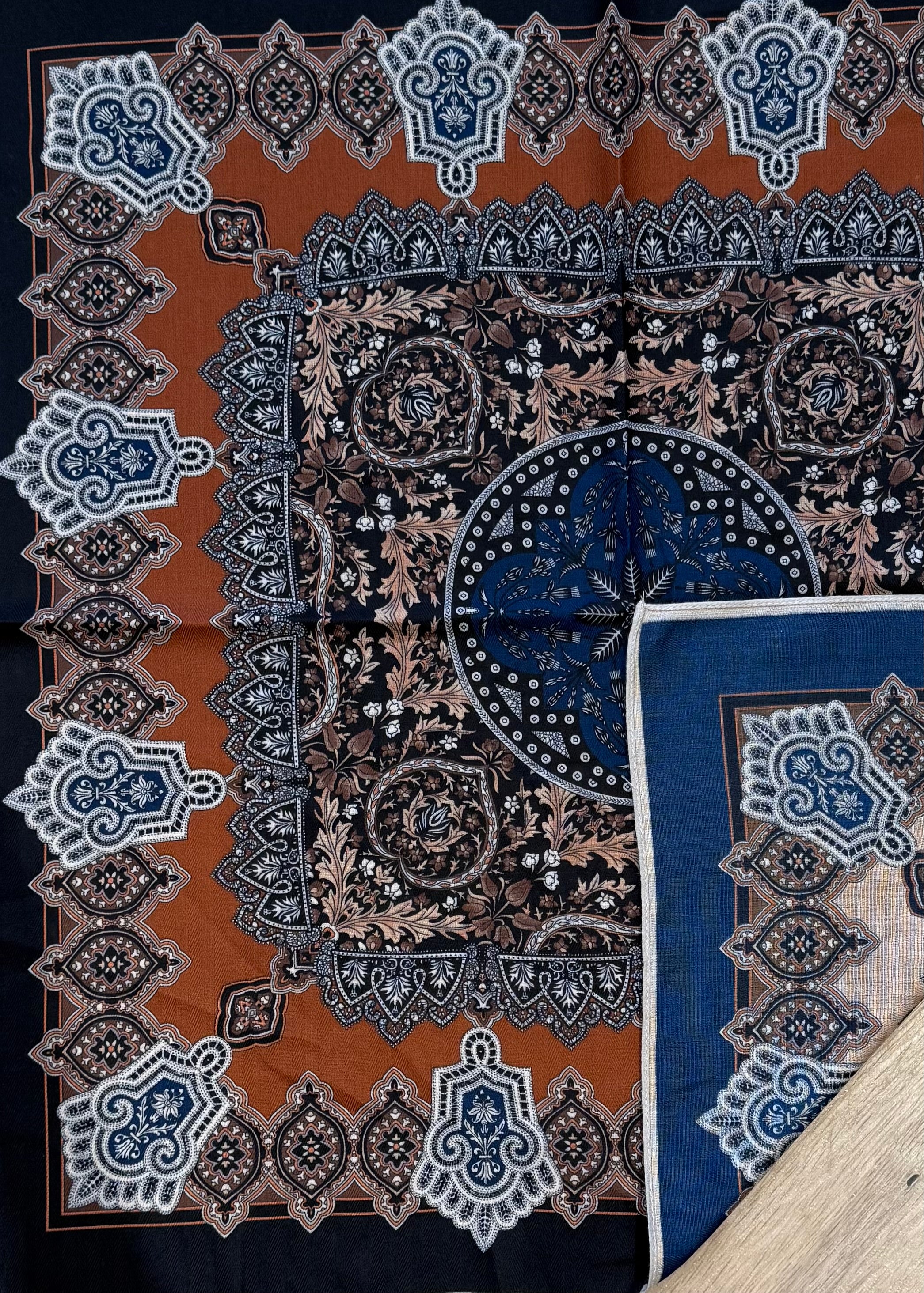 Est Voilà - Sjaal Zwart Brique Blauw Sjaals - Est Voilà