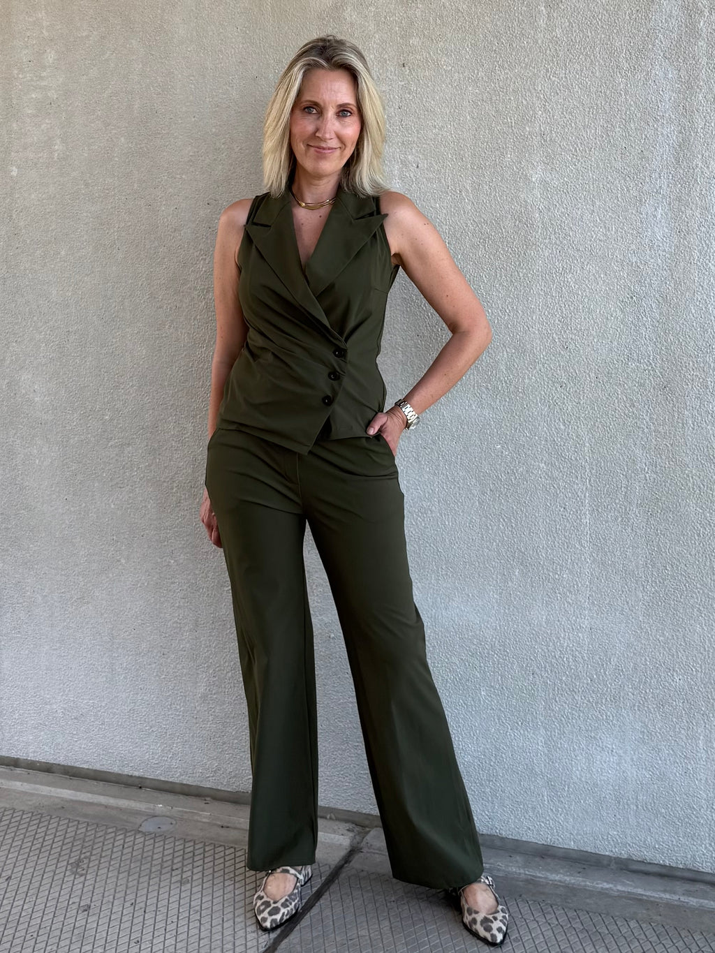 Triple Nine - Travel Gilet Maya Olijfgroen - 92417 Blazer - Est Voilà