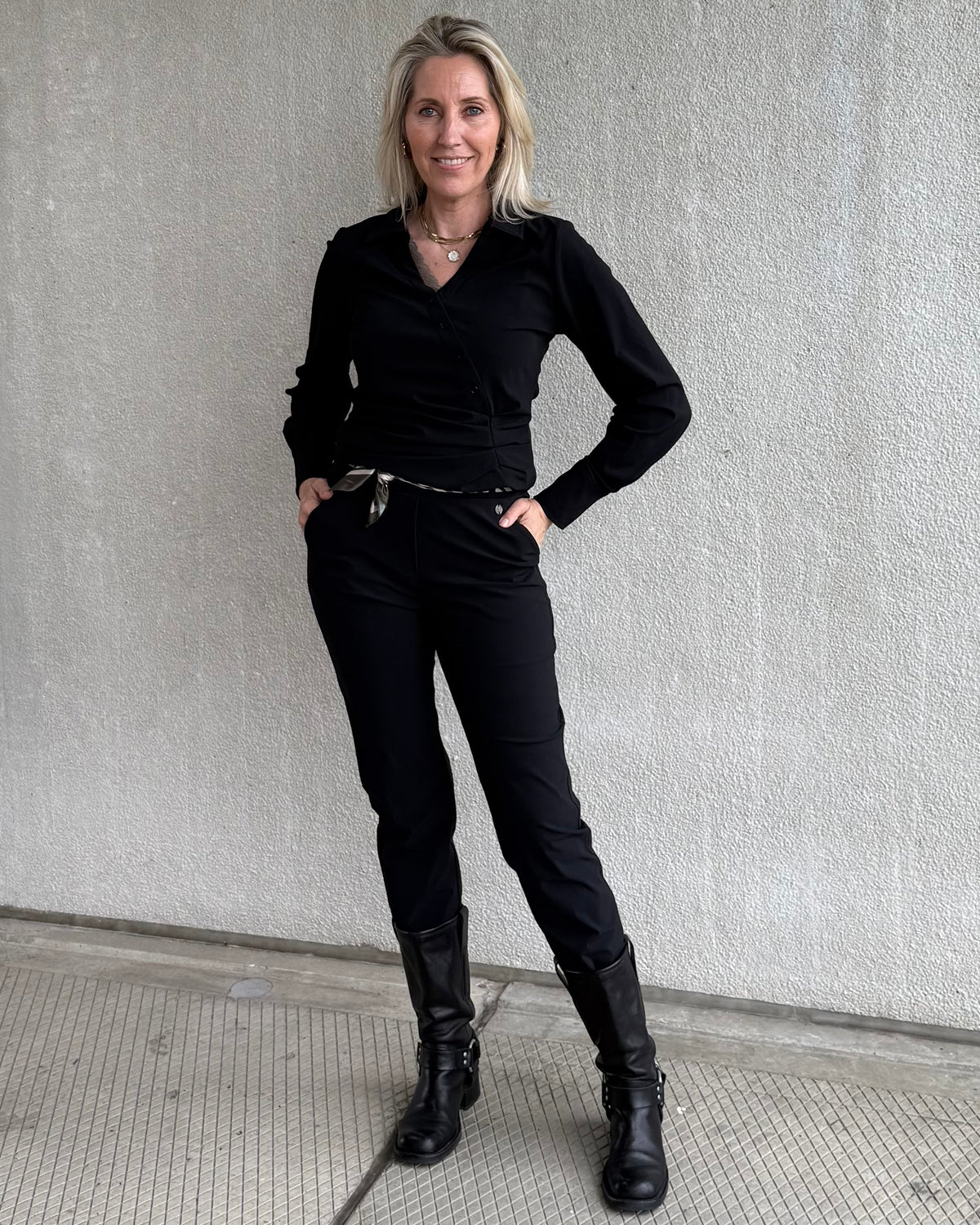 Triple Nine - Travel Blouse Dianne Zwart - 6960 Blouse - Est Voilà