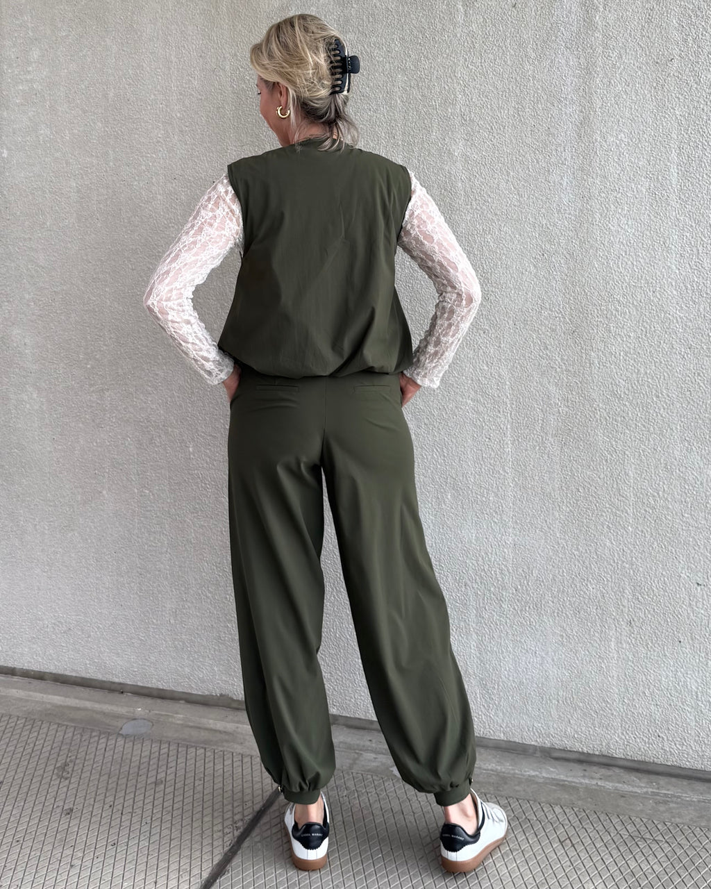 Triple Nine - Travel Broek Balloon Olijfgroen - 3004 Broek - Est Voilà
