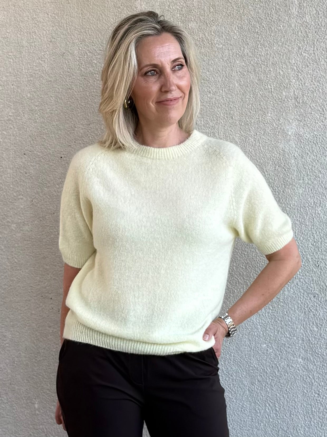 Triple Nine - Alpaca Top Levi Zachtgeel Trui - Est Voilà