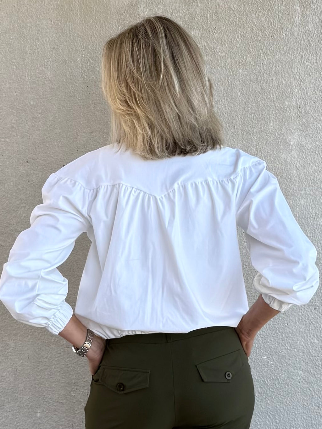 Triple Nine - Travel Blouse Sasha Wit - 5951 Blouse - Est Voilà