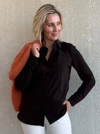 Triple Nine - Travel Blouse Mireille Donkerbruin - 4101 Blouse - Est Voilà