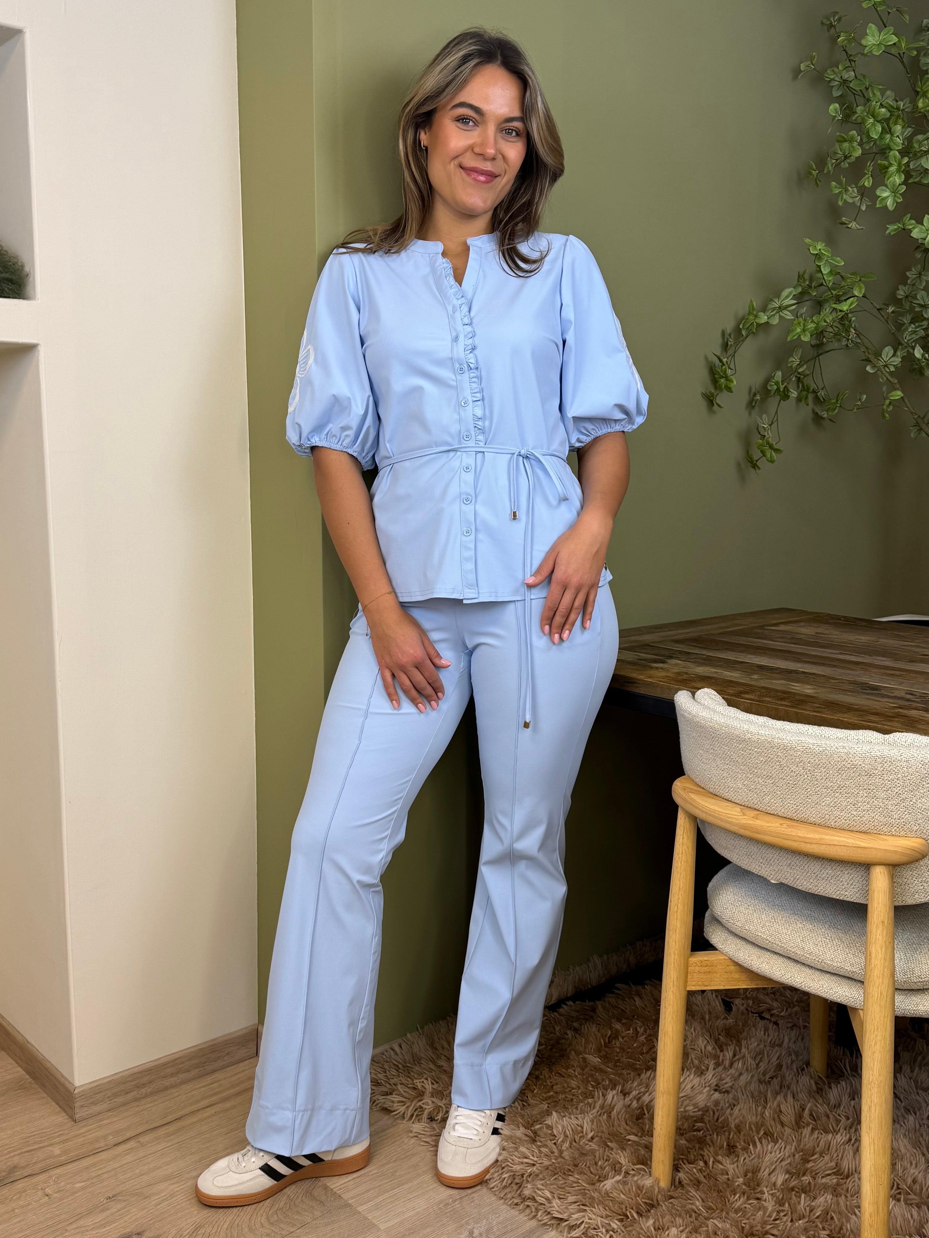 Triple Nine - Travel Blouse Yana Lichtblauw - 5943 blouse - Est Voilà