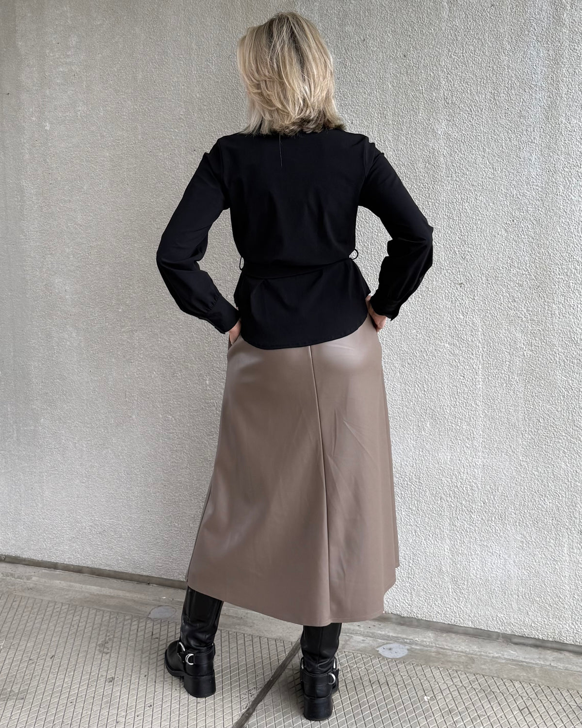 Triple Nine - Travel Blouse Charlot Zwart - 5949 Blouse - Est Voilà
