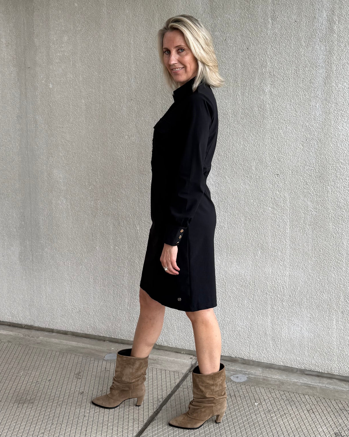 Triple Nine - Travel Jurk Melin Zwart - 51810 Jurk - Est Voilà