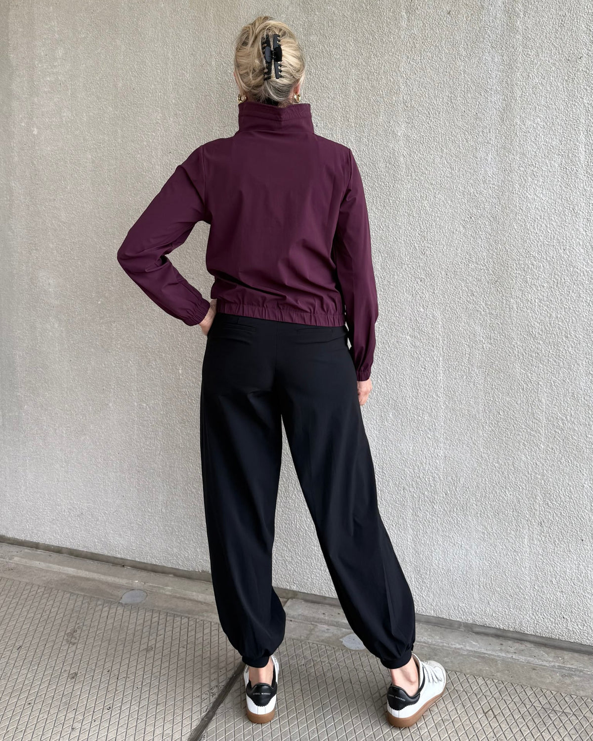 Triple Nine - Travel Jas Collinna Aubergine - 92425 Jas - Est Voilà