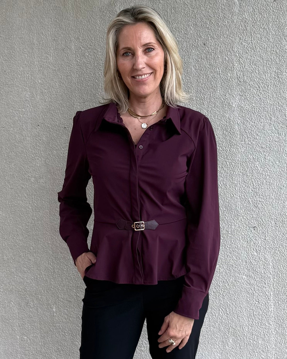 Triple Nine - Travel Blouse Simona Aubergine - 5950 Sjaal - Est Voilà