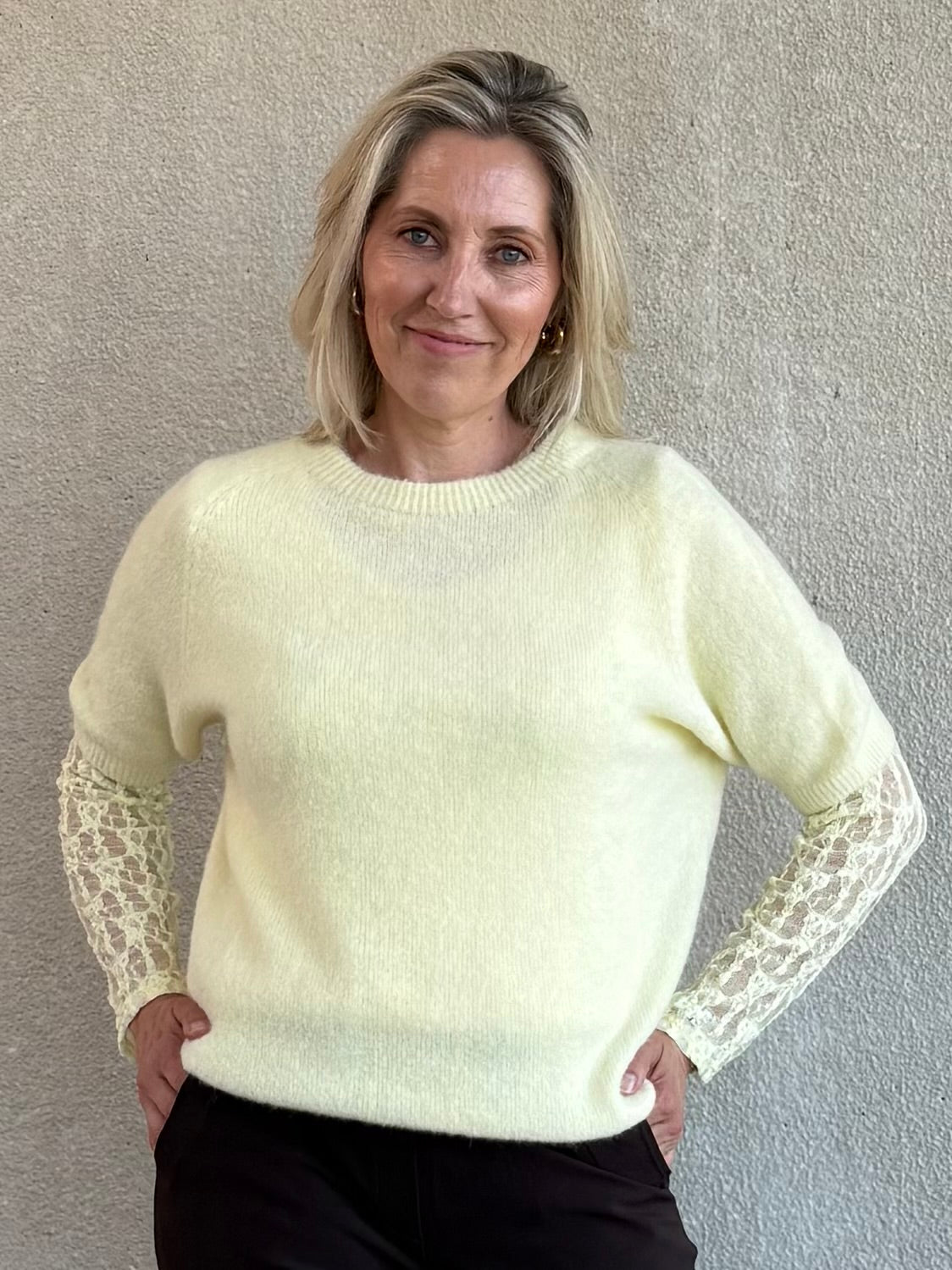 Triple Nine - Kanten Top Lucy Zachtgeel Top - Est Voilà