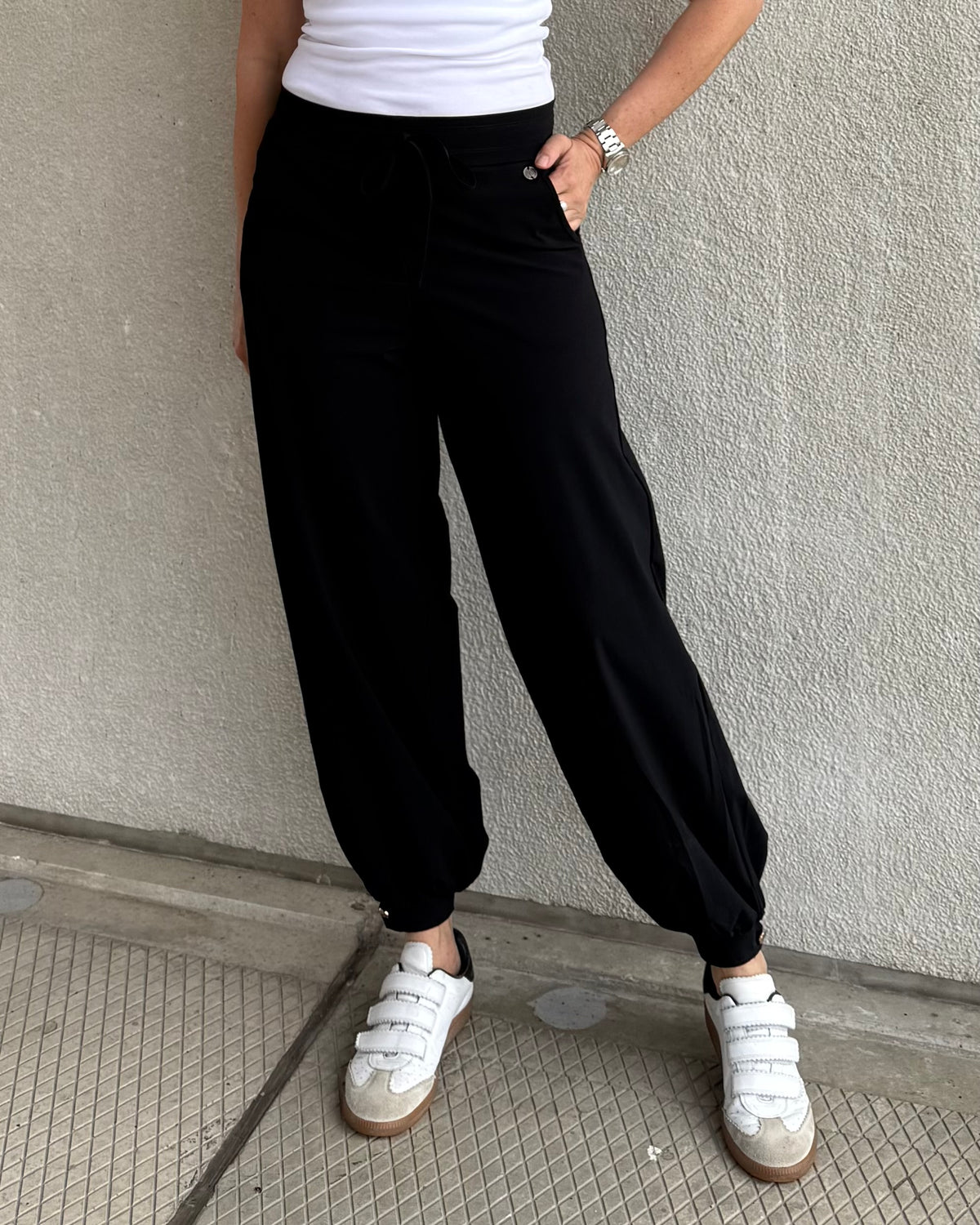 Triple Nine - Travel Broek Balloon Zwart - 3004 Broek - Est Voilà