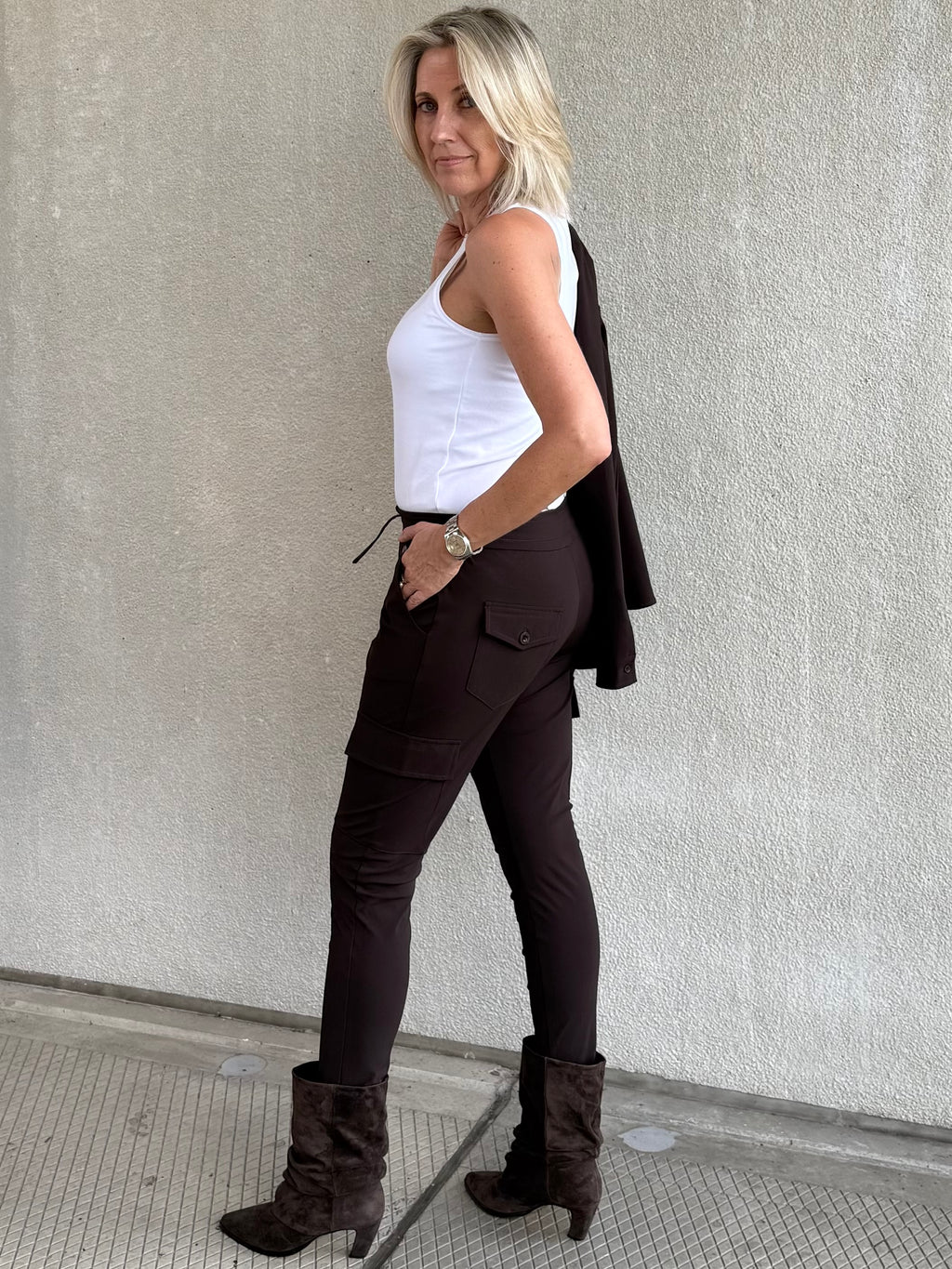 Triple Nine - Travel Broek Cargo Donkerbruin - 3001 Broek - Est Voilà