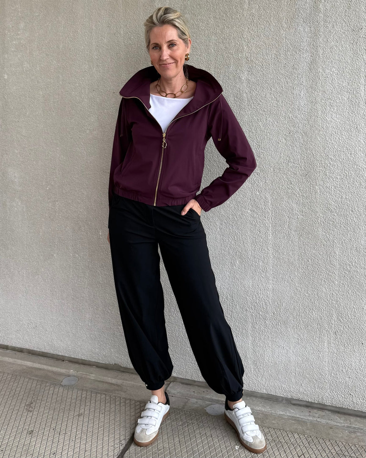Triple Nine - Travel Jas Collinna Aubergine - 92425 Jas - Est Voilà