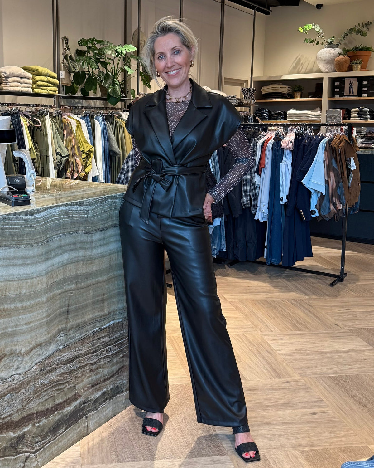 Broek Sarah Leather Zwart Broek - Est Voilà