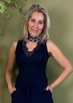 Triple Nine - Cashmere Top Sisi Navy - 9005 Top - Est Voilà