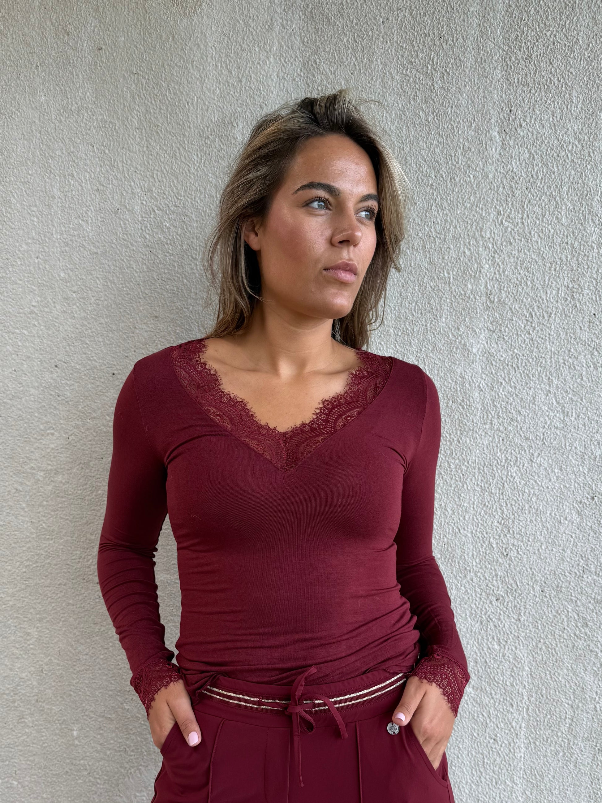 Cashmere Top Lou Lou Bordeaux - 9003