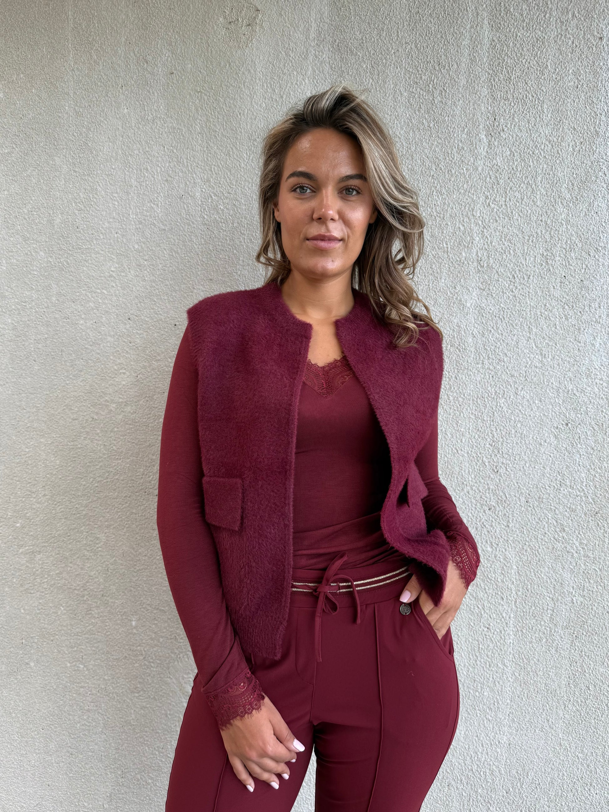 Fluffy Gilet Inky Bordeaux - 9001