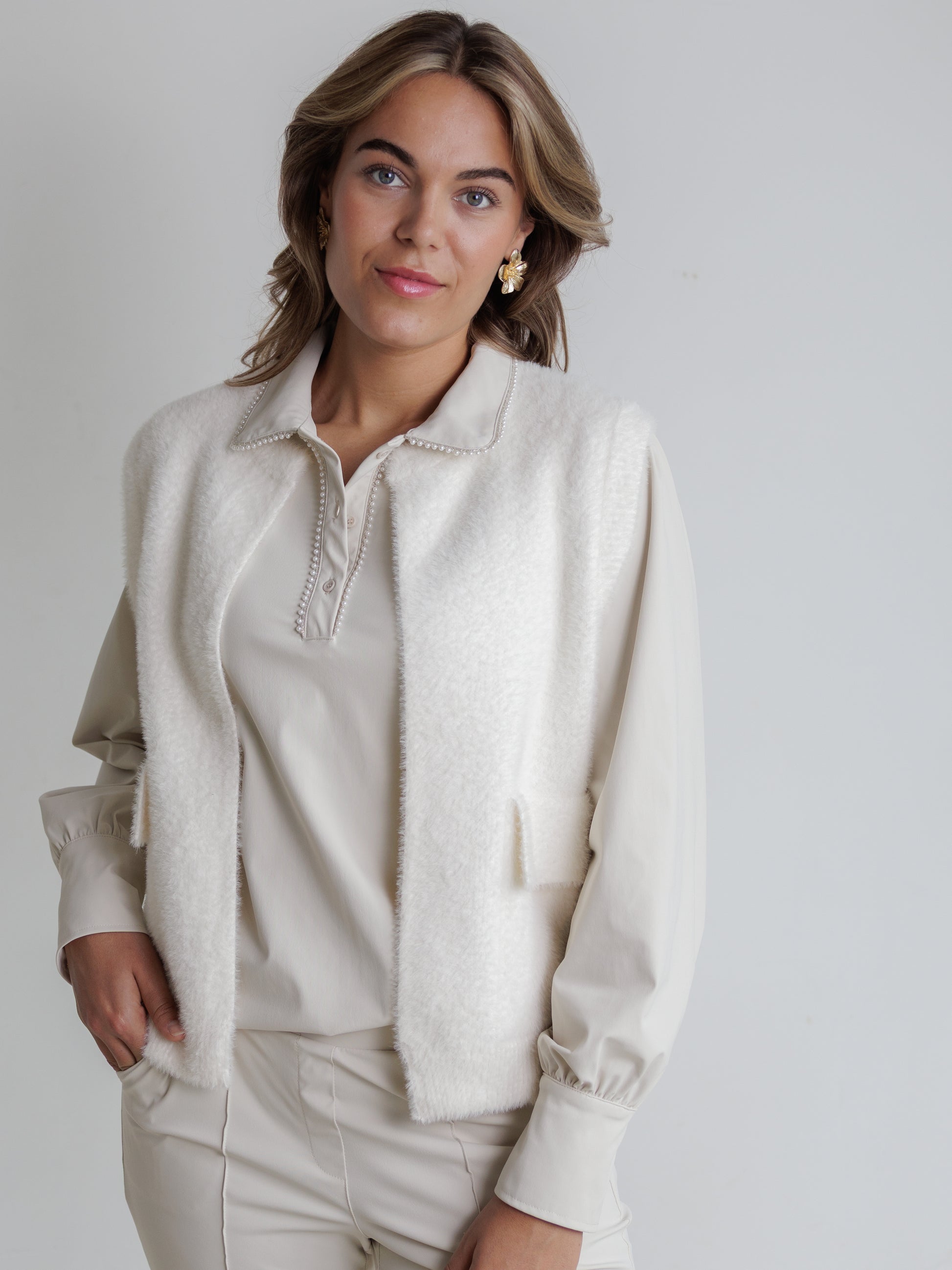 Fluffy Gilet Inky Crème - 9001