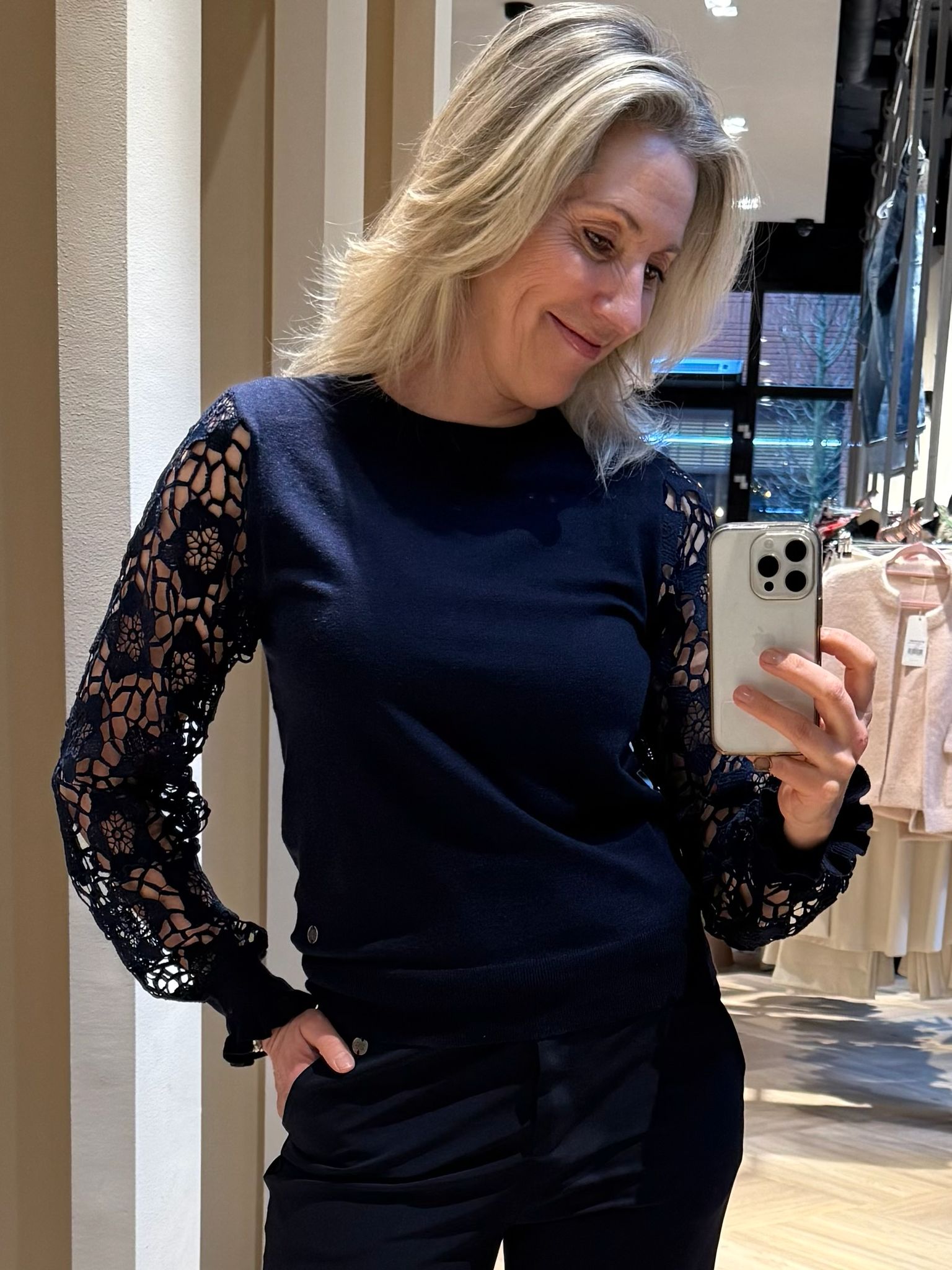 Triple Nine - Trui Louise Navy - 9006 trui - Est Voilà